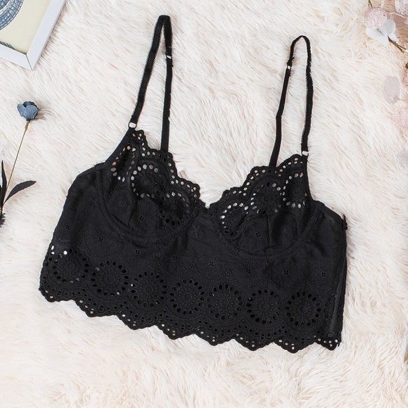 Adjustable Hollowed Out Lace Bralette - Picture 5 of 6